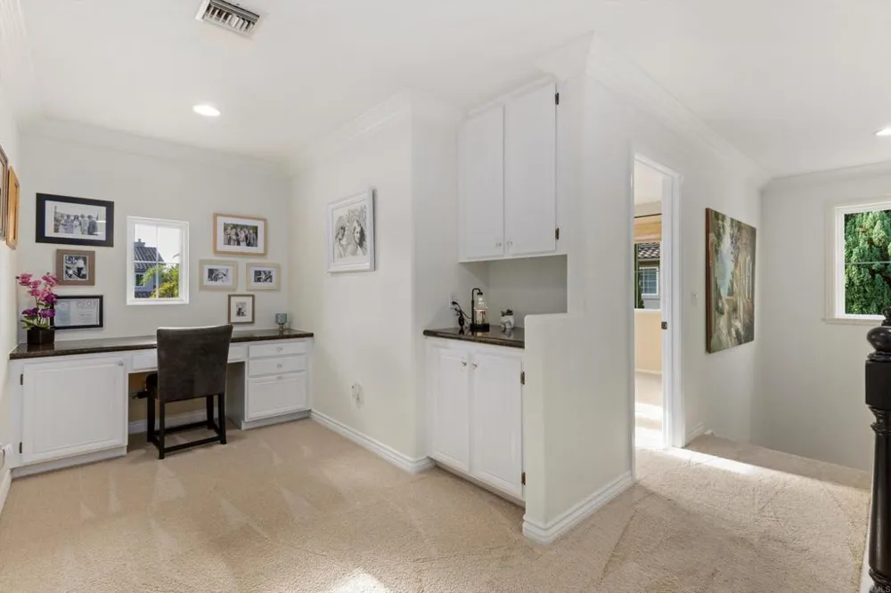 2285 Hillyer Street Carlsbad, CA 92008