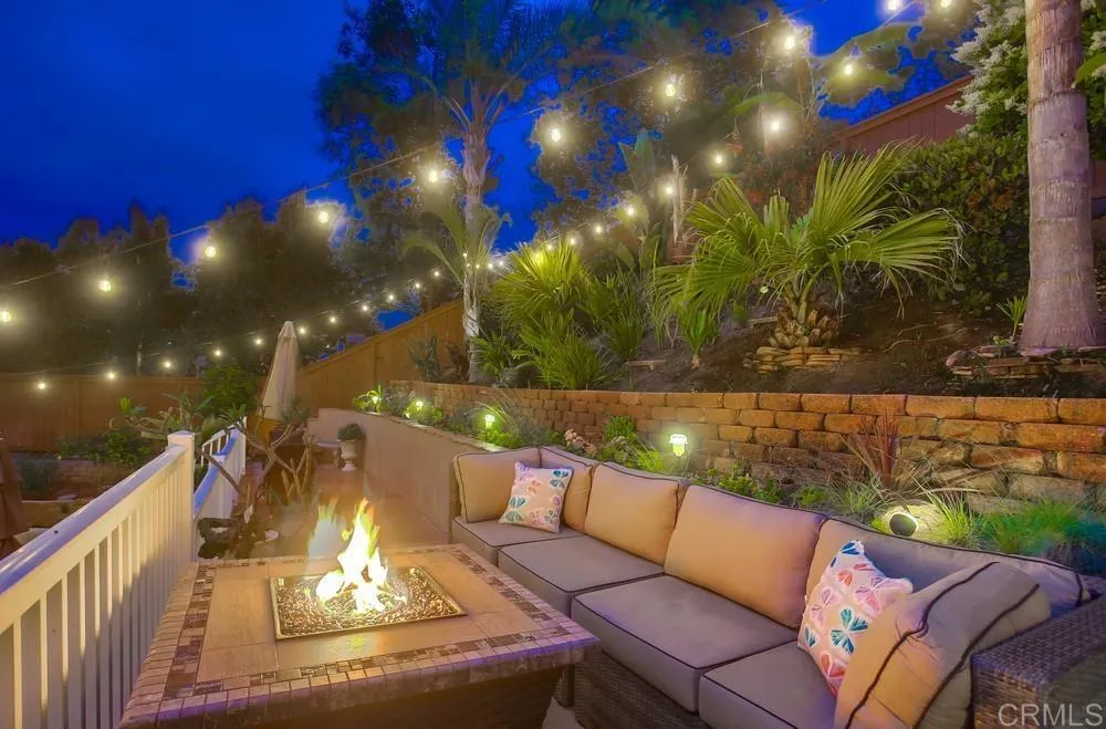 2285 Hillyer Street Carlsbad, CA 92008