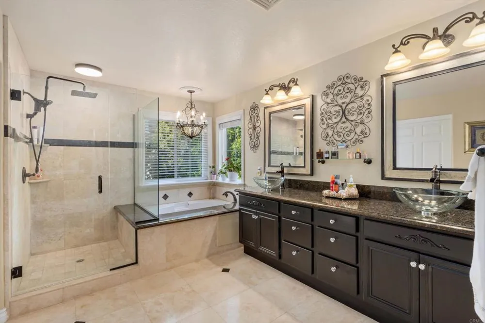 2285 Hillyer Street Carlsbad, CA 92008