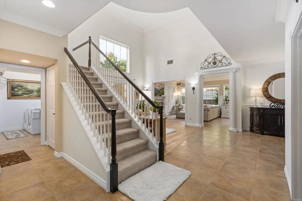 2285 Hillyer Street Carlsbad, CA 92008