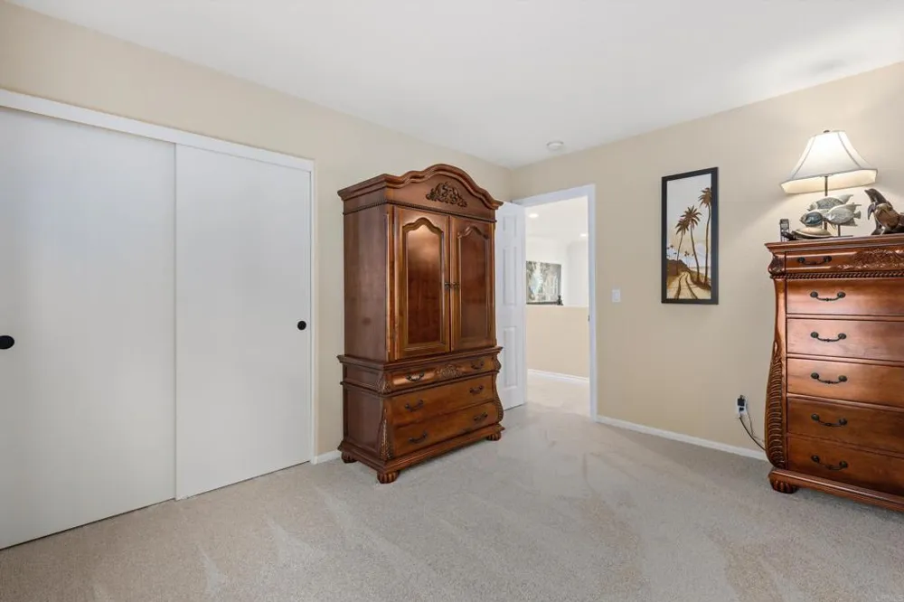 2285 Hillyer Street Carlsbad, CA 92008