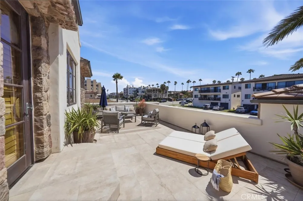 807 Esplanade Redondo Beach, CA 90277