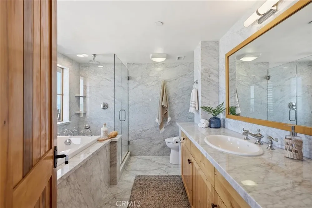 807 Esplanade Redondo Beach, CA 90277