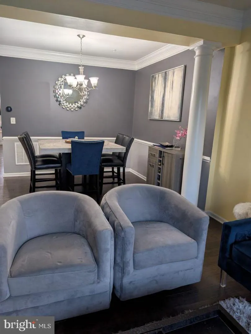 43174 LUTTRELL SQUARE Ashburn, VA 20148