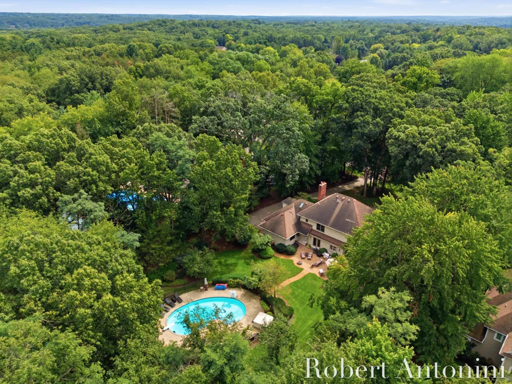 6581 Donnegal Court SE Grand Rapids, MI 49546