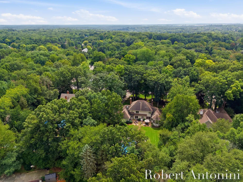 6581 Donnegal Court SE Grand Rapids, MI 49546