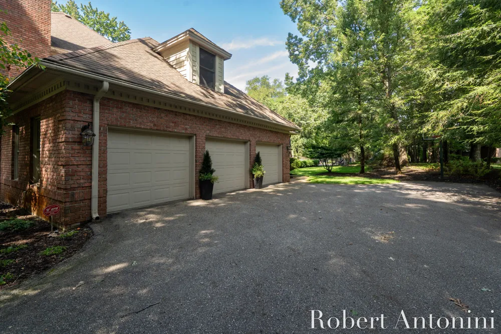 6581 Donnegal Court SE Grand Rapids, MI 49546