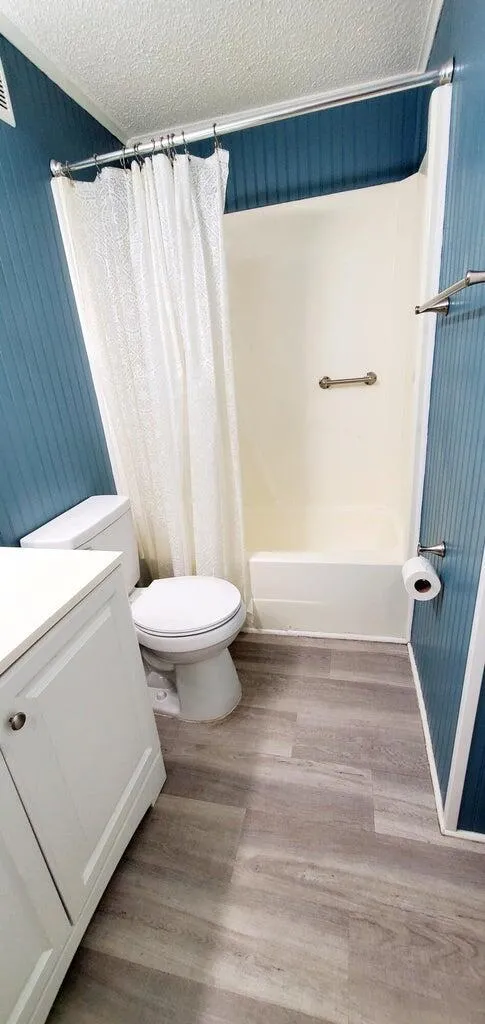 560 7th Place Vero Beach, FL 32962