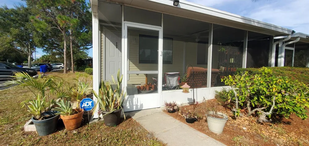 560 7th Place Vero Beach, FL 32962