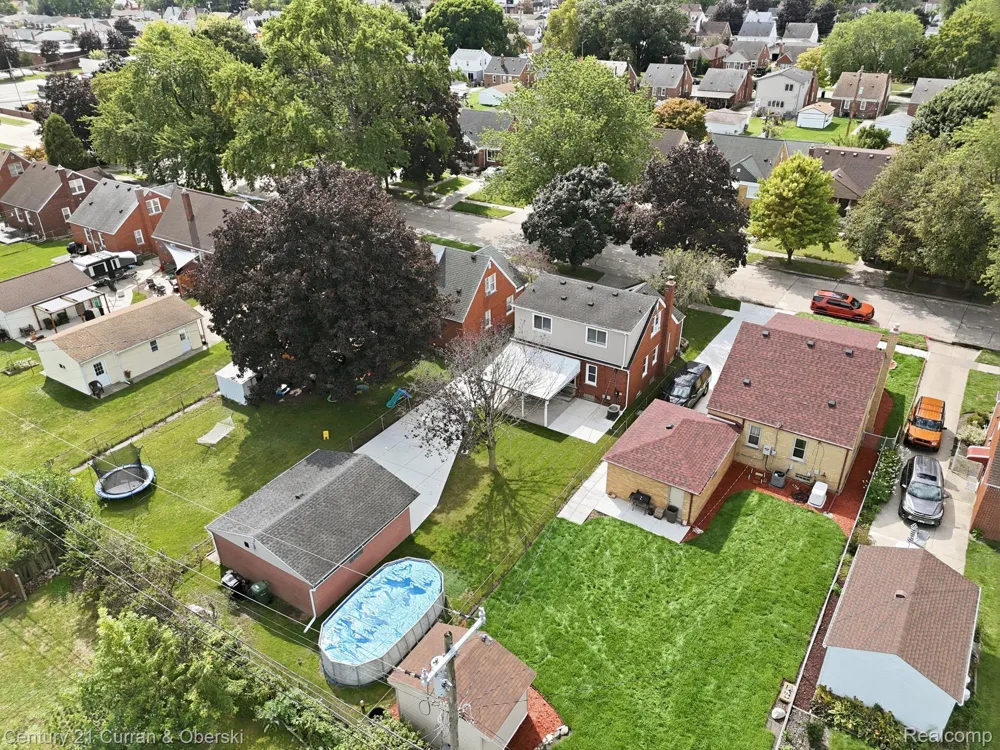 15606 Hanover Avenue Allen Park City, MI 48101
