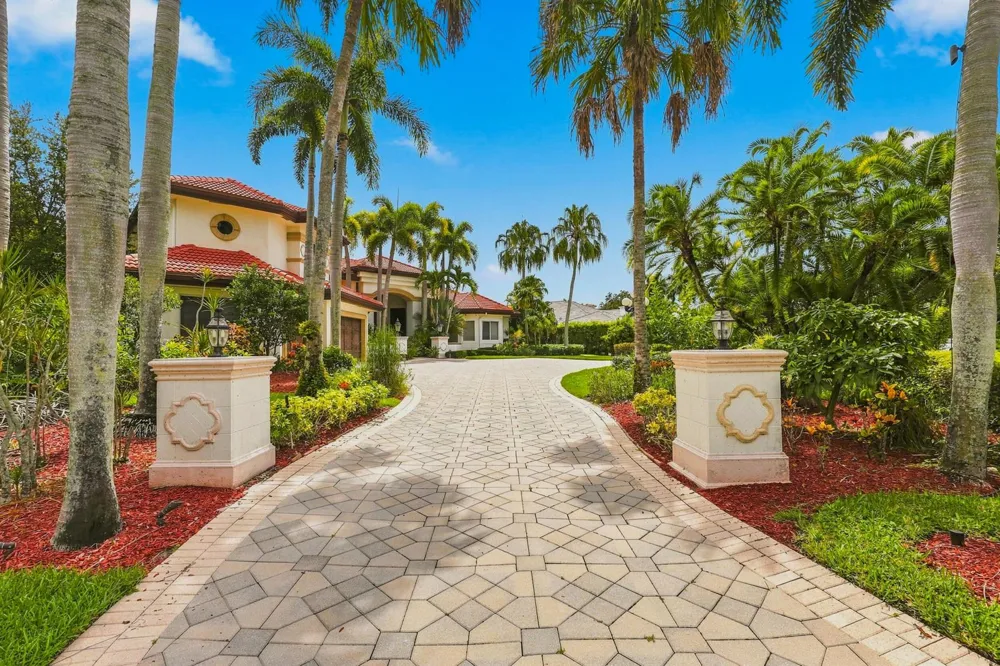 6106 Wildcat Run West Palm Beach, FL 33412