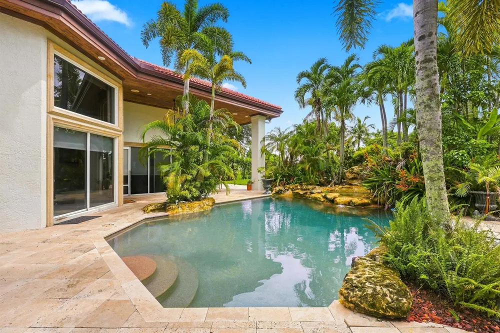 6106 Wildcat Run West Palm Beach, FL 33412