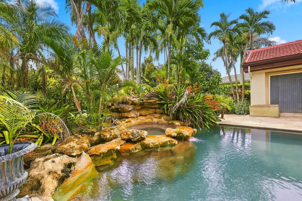 6106 Wildcat Run West Palm Beach, FL 33412