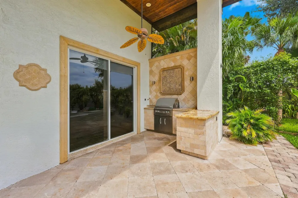 6106 Wildcat Run West Palm Beach, FL 33412