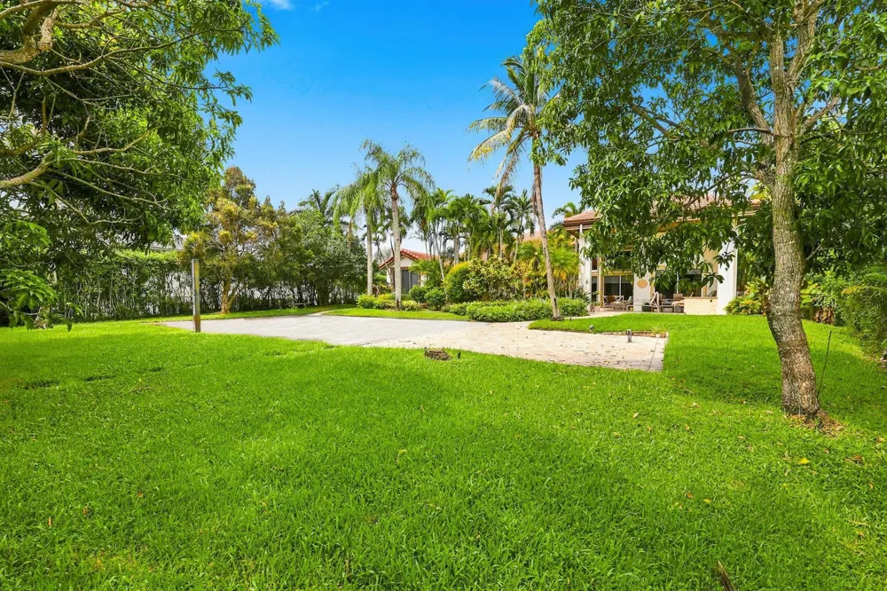 6106 Wildcat Run West Palm Beach, FL 33412
