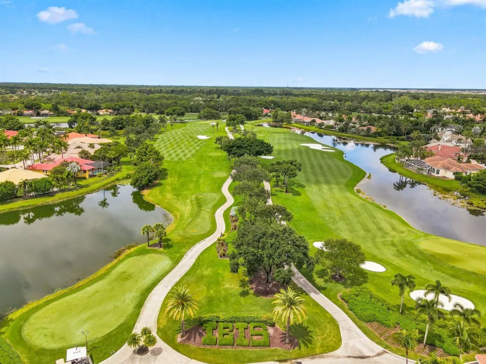 6106 Wildcat Run West Palm Beach, FL 33412
