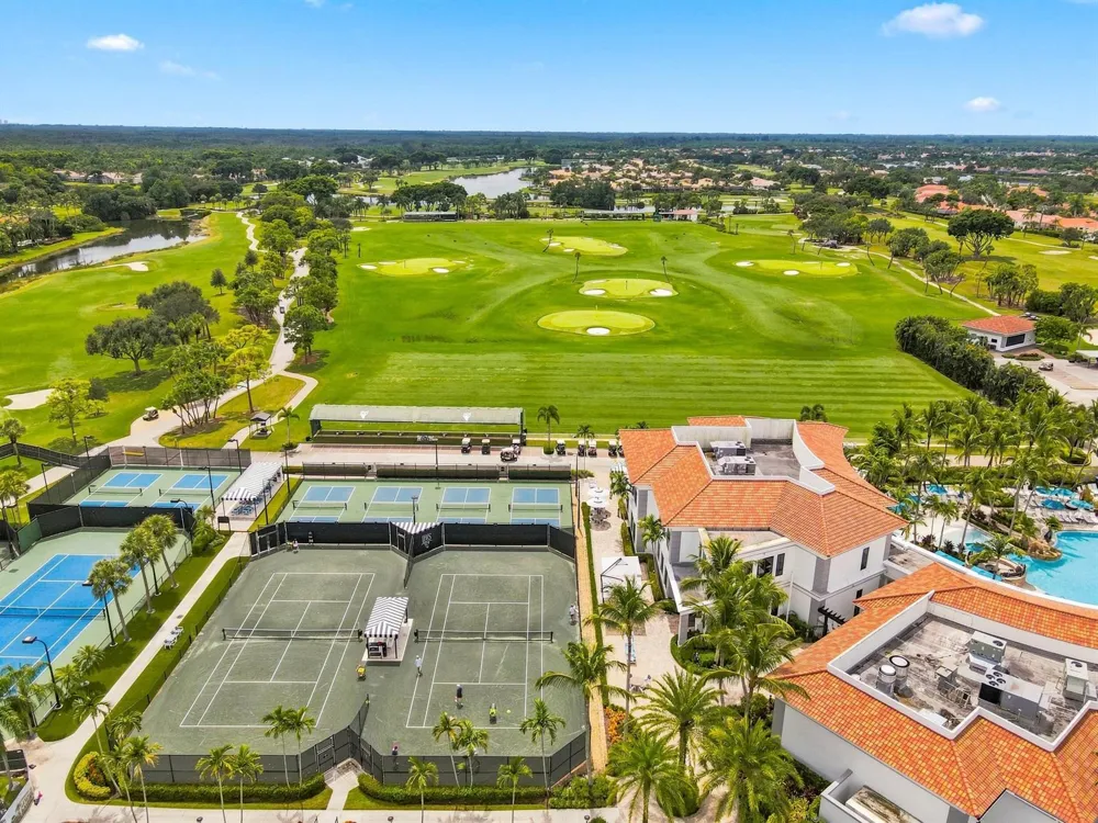 6106 Wildcat Run West Palm Beach, FL 33412