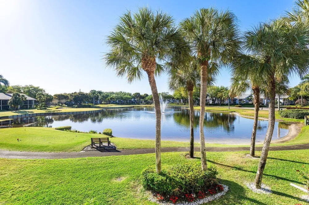 5154 Oakhill Lane #1014 Delray Beach, FL 33484