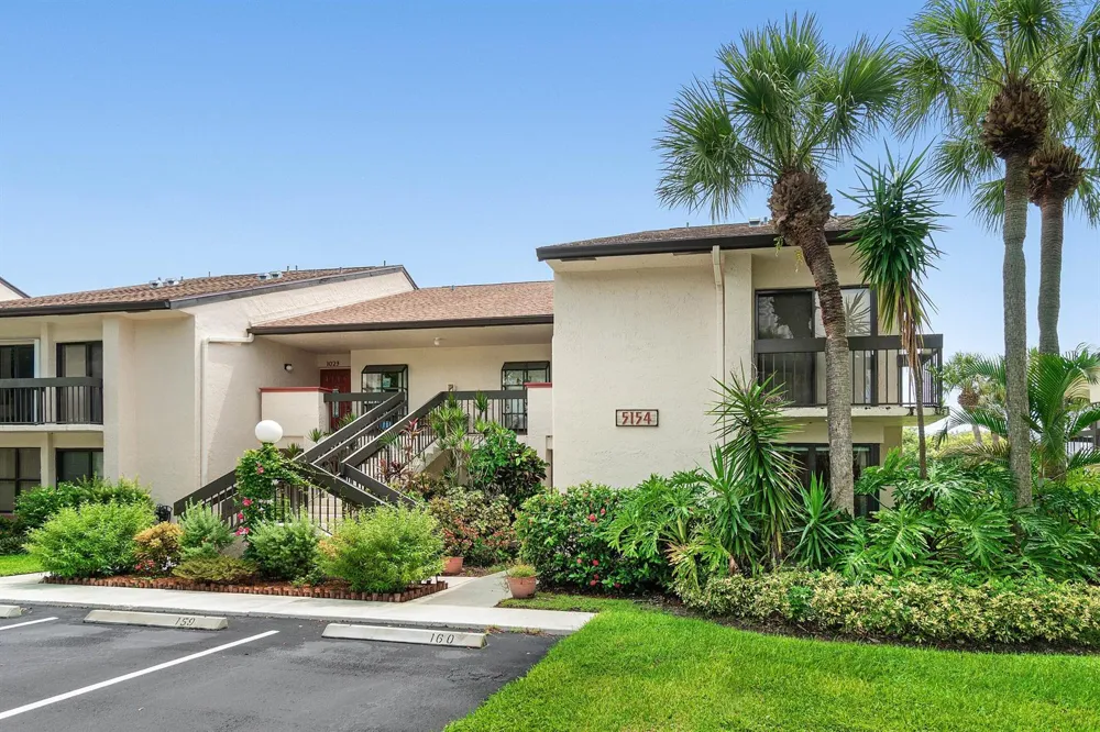 5154 Oakhill Lane #1014 Delray Beach, FL 33484