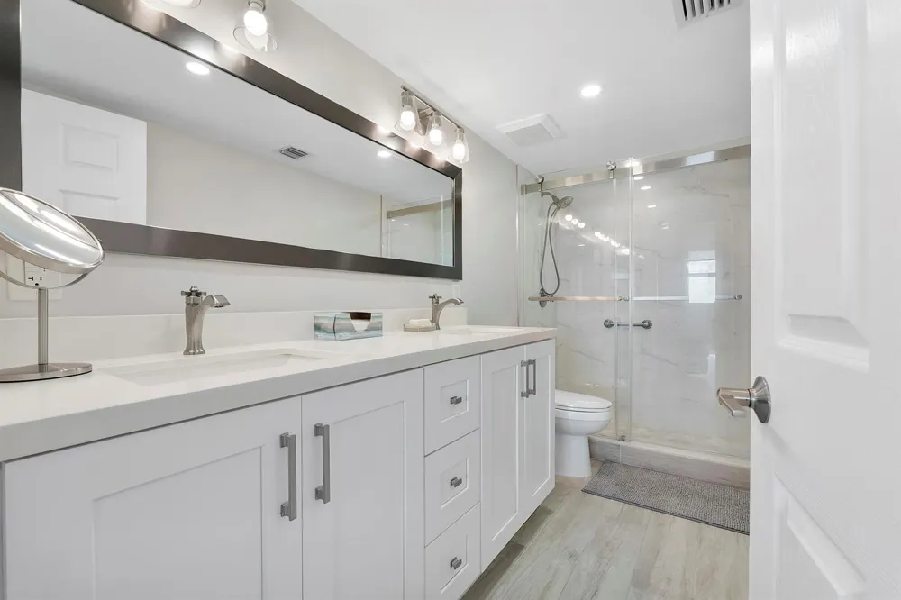 1900 S OCEAN BOULEVARD #14T Lauderdale By The Sea, FL 33062