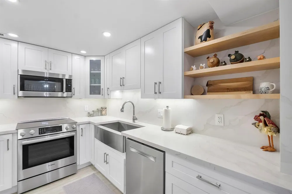 1900 S OCEAN BOULEVARD #14T Lauderdale By The Sea, FL 33062