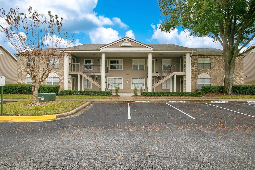 117 RESERVE CIRCLE #105 Oviedo, FL 32765