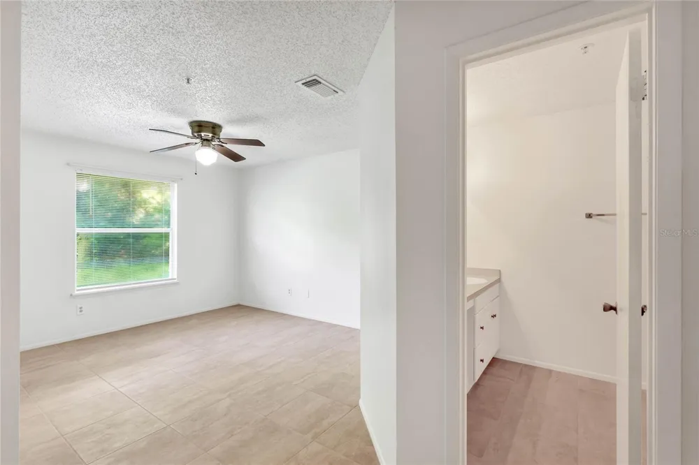 117 RESERVE CIRCLE #105 Oviedo, FL 32765