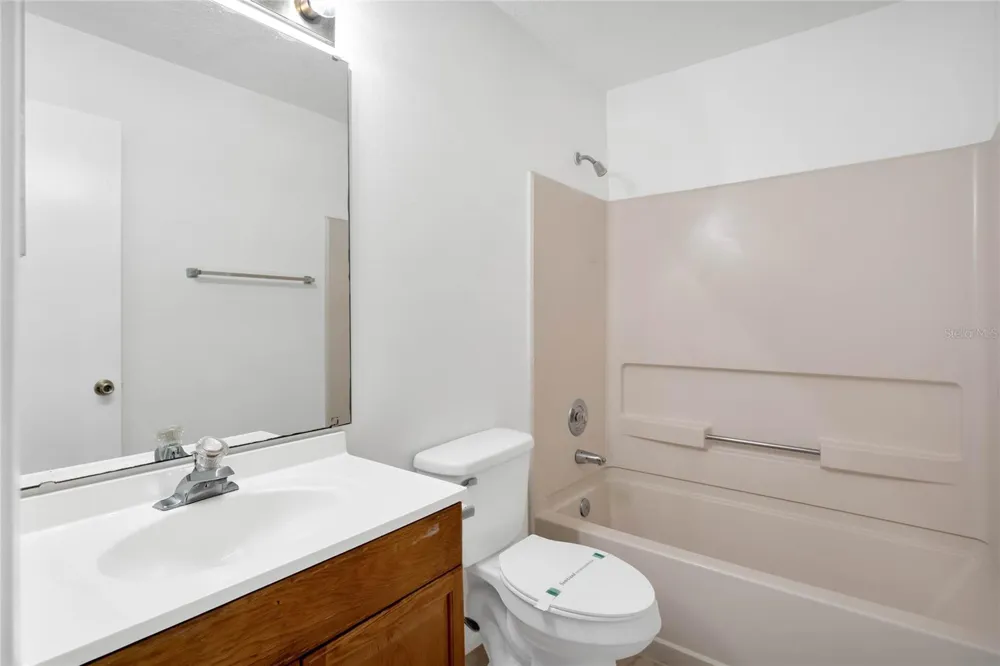 117 RESERVE CIRCLE #105 Oviedo, FL 32765