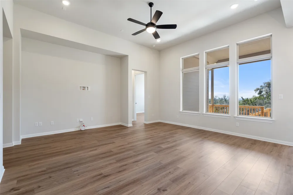 556 Redding Way Georgetown, TX 78633