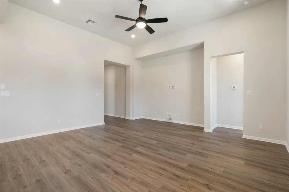 556 Redding Way Georgetown, TX 78633