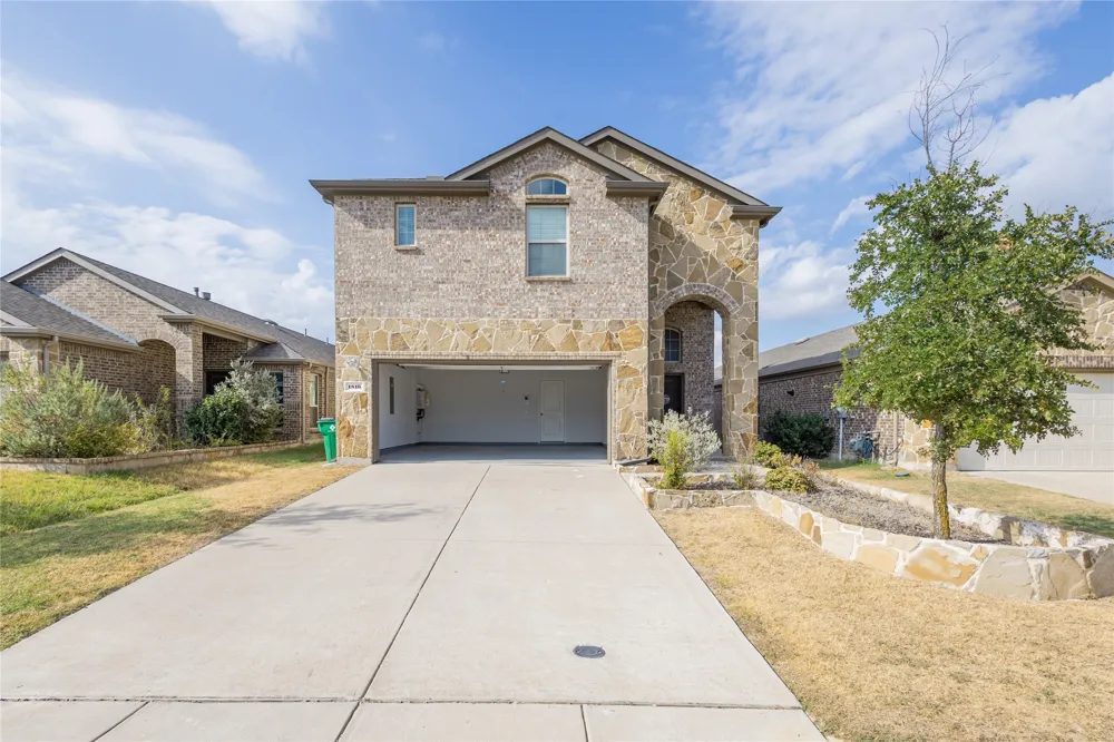 1816 Ferguson Lane McKinney, TX 75071