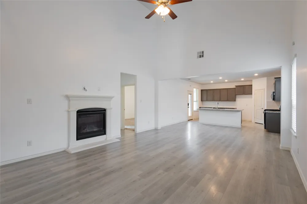 1816 Ferguson Lane McKinney, TX 75071