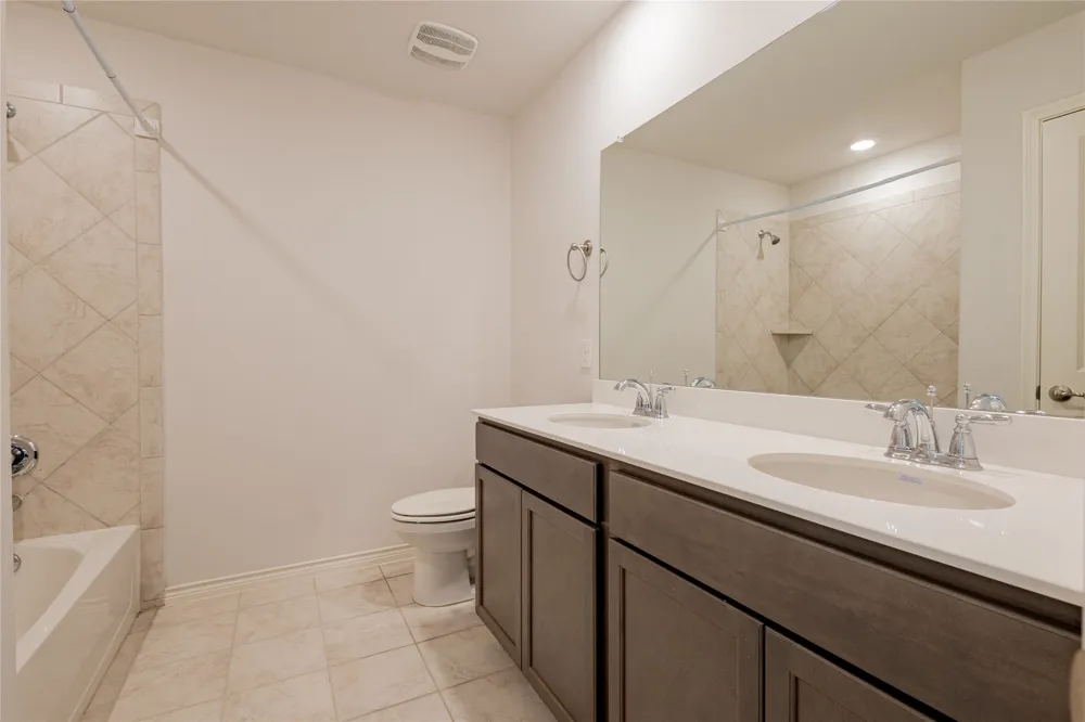 1816 Ferguson Lane McKinney, TX 75071