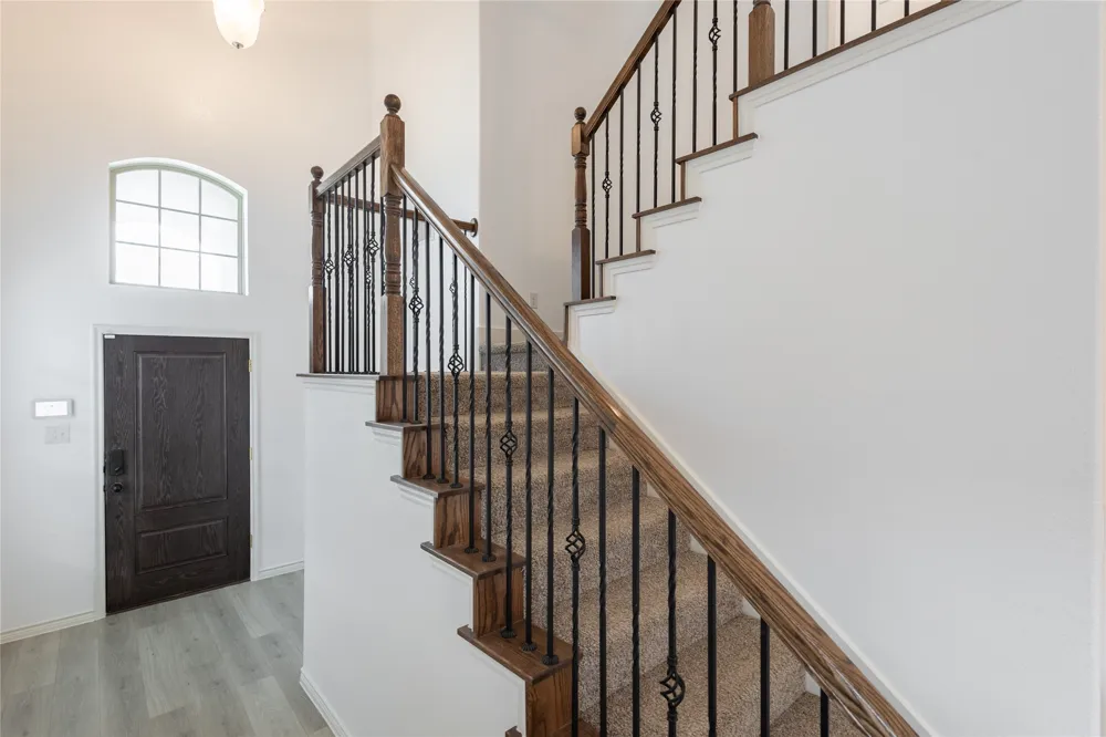 1816 Ferguson Lane McKinney, TX 75071