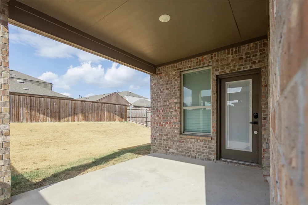 1816 Ferguson Lane McKinney, TX 75071