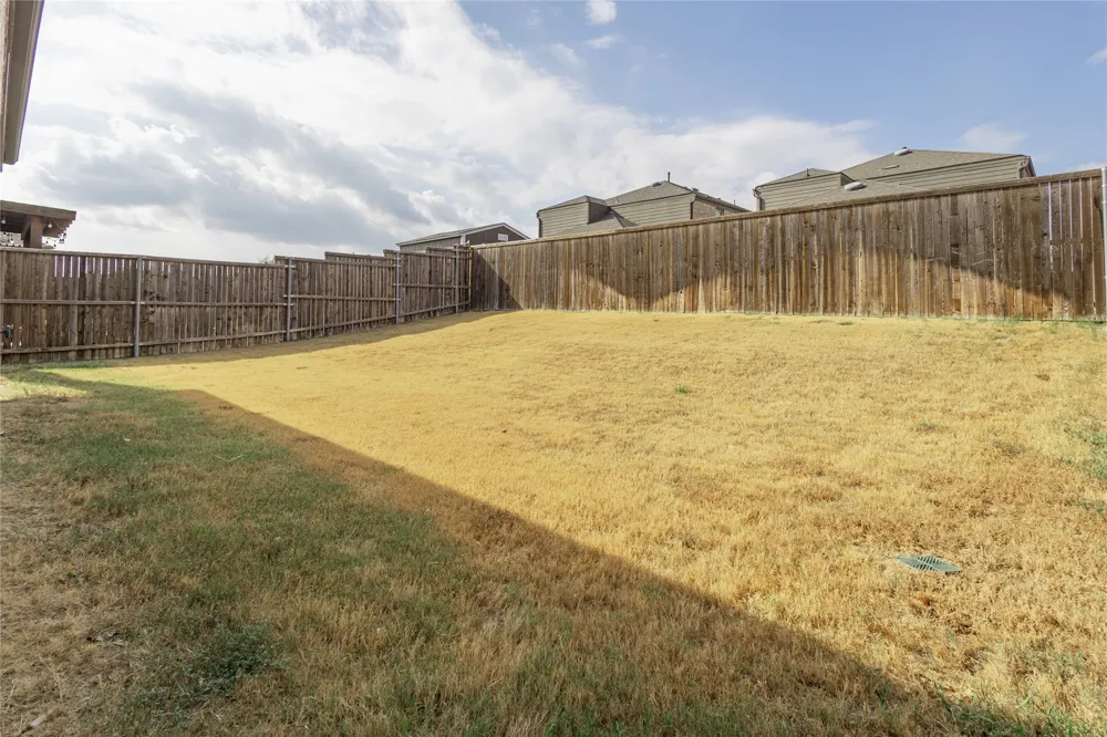1816 Ferguson Lane McKinney, TX 75071