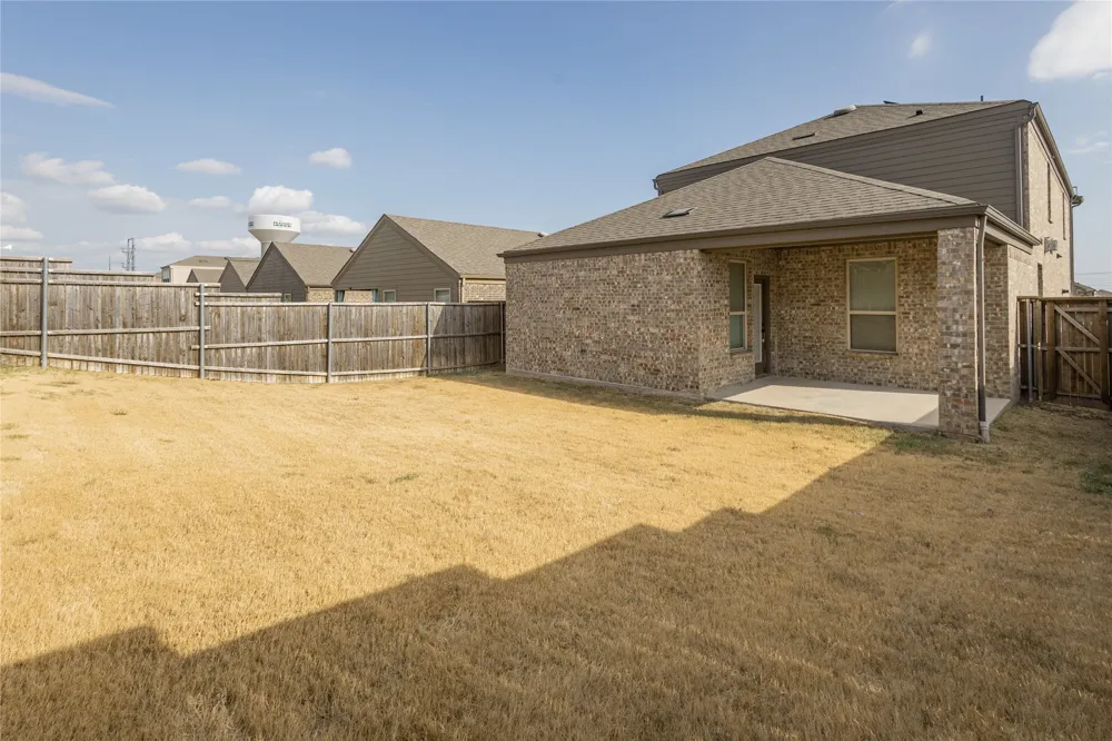 1816 Ferguson Lane McKinney, TX 75071