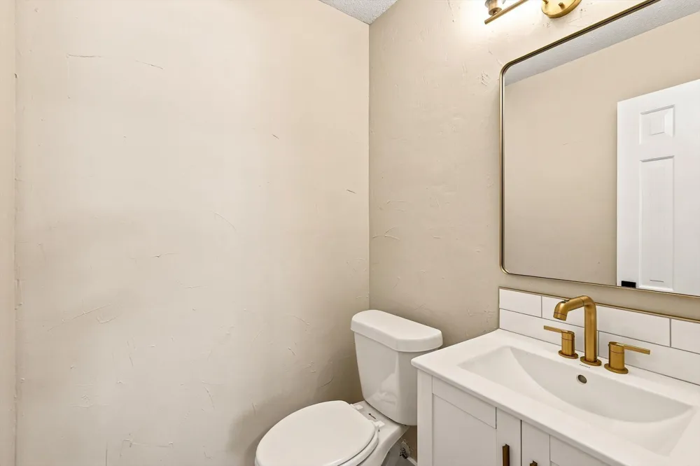 305 Brookview Drive Hurst, TX 76054