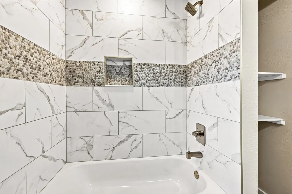 305 Brookview Drive Hurst, TX 76054