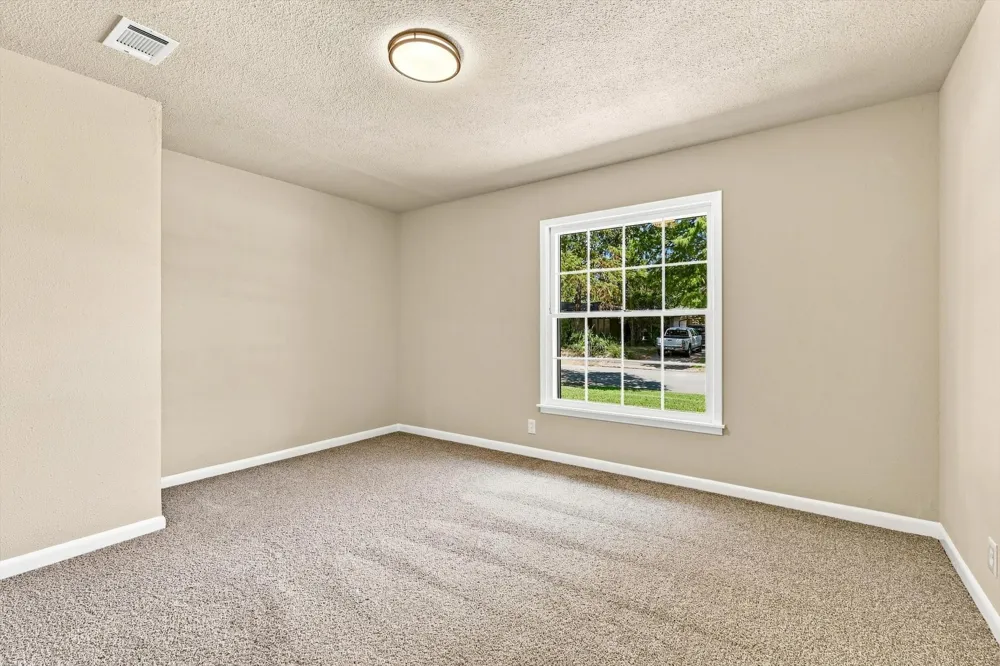 305 Brookview Drive Hurst, TX 76054