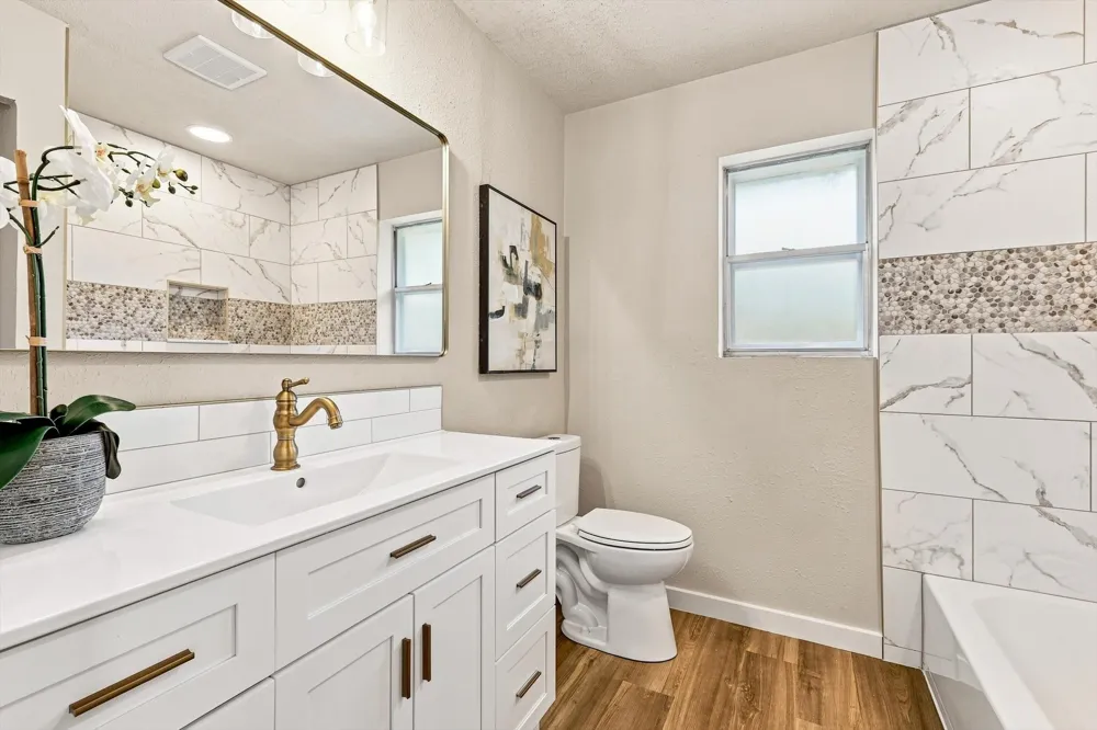 305 Brookview Drive Hurst, TX 76054