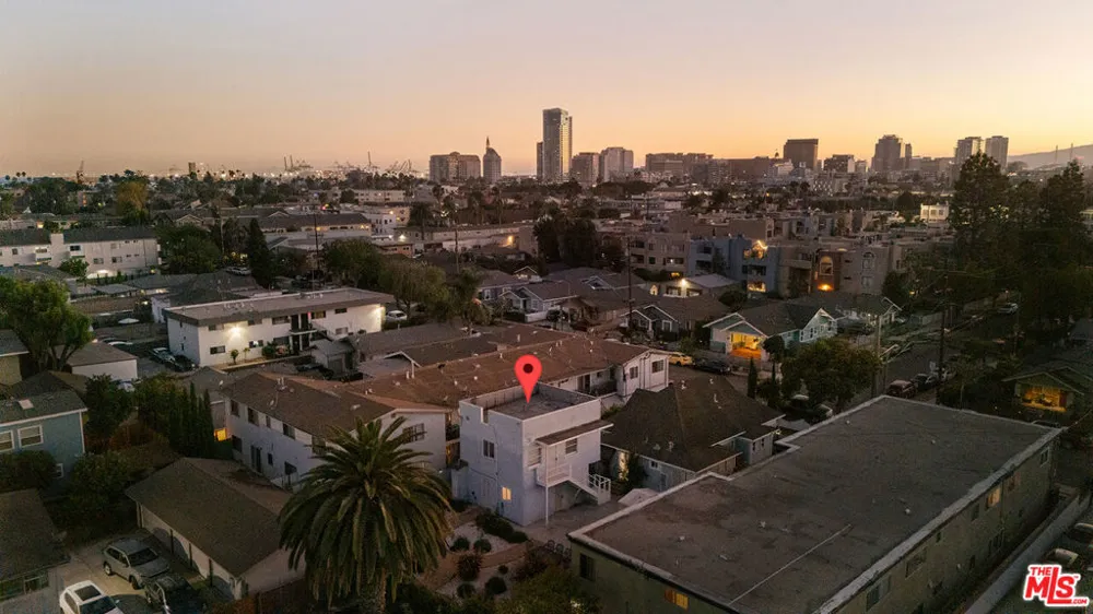 530 Almond Avenue Long Beach, CA 90802