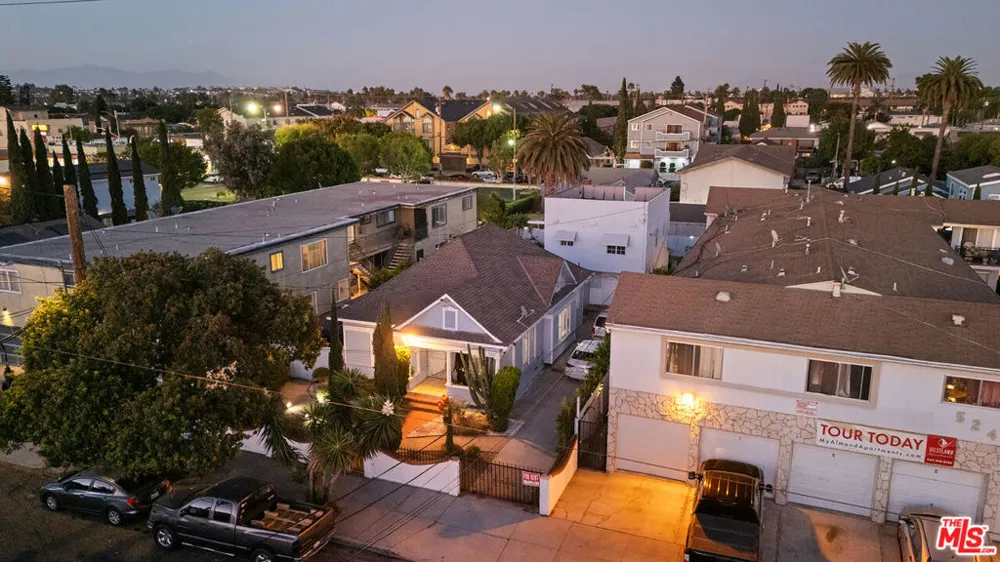 530 Almond Avenue Long Beach, CA 90802