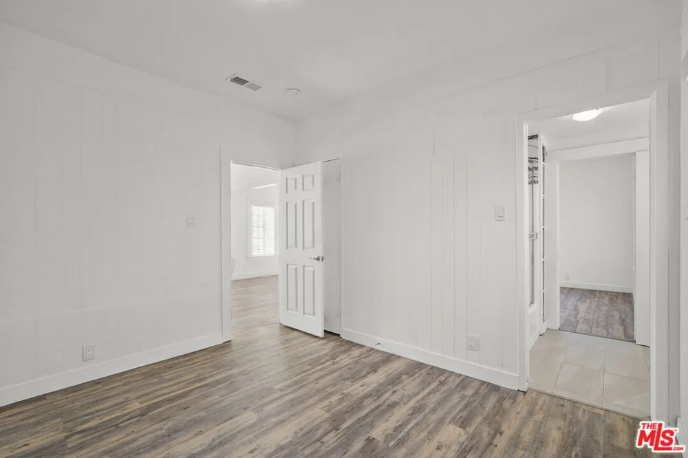 530 Almond Avenue Long Beach, CA 90802