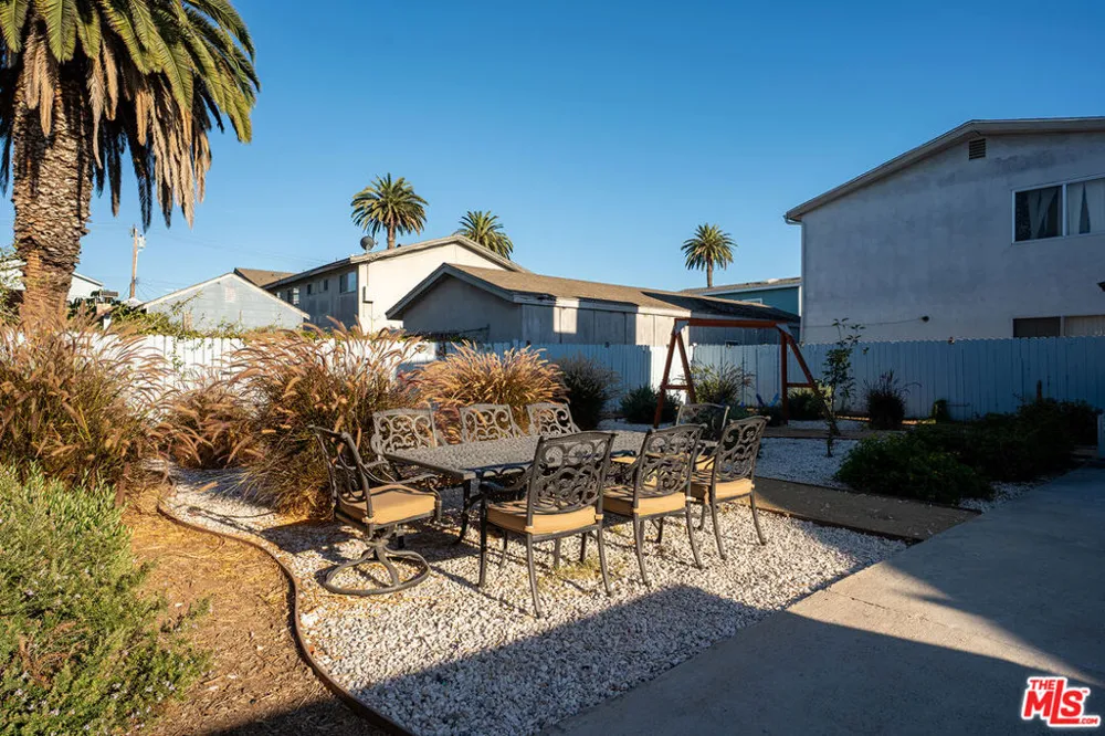 530 Almond Avenue Long Beach, CA 90802