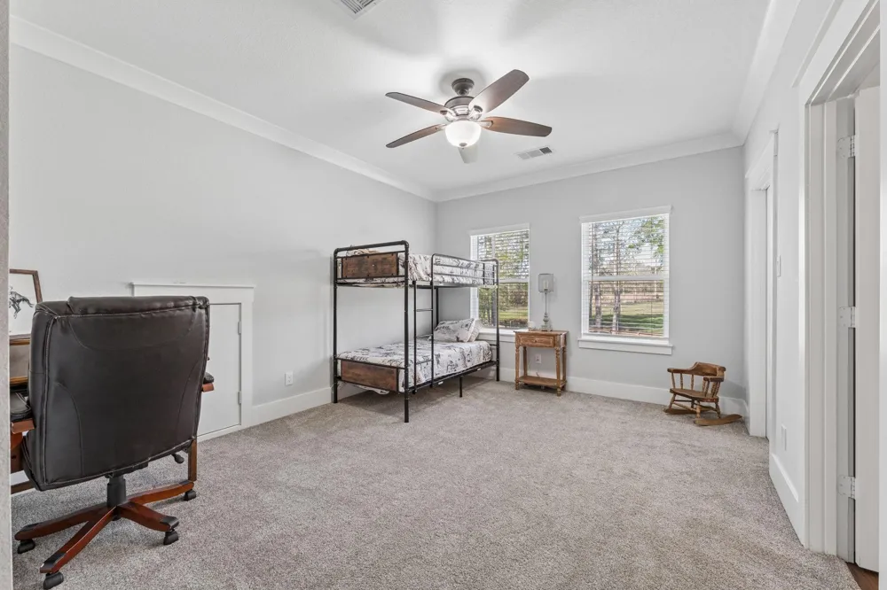 214 Fm-1097 E New Waverly, TX 77358