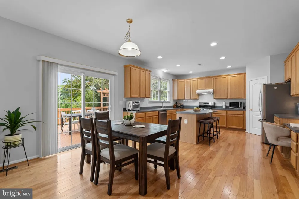 13900 FALCONCREST ROAD Germantown, MD 20874