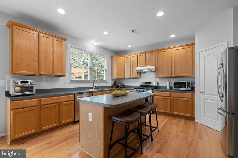 13900 FALCONCREST ROAD Germantown, MD 20874