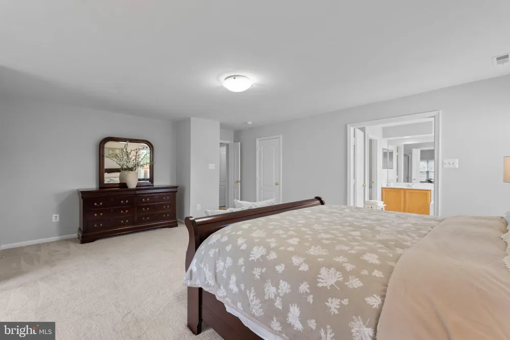 13900 FALCONCREST ROAD Germantown, MD 20874