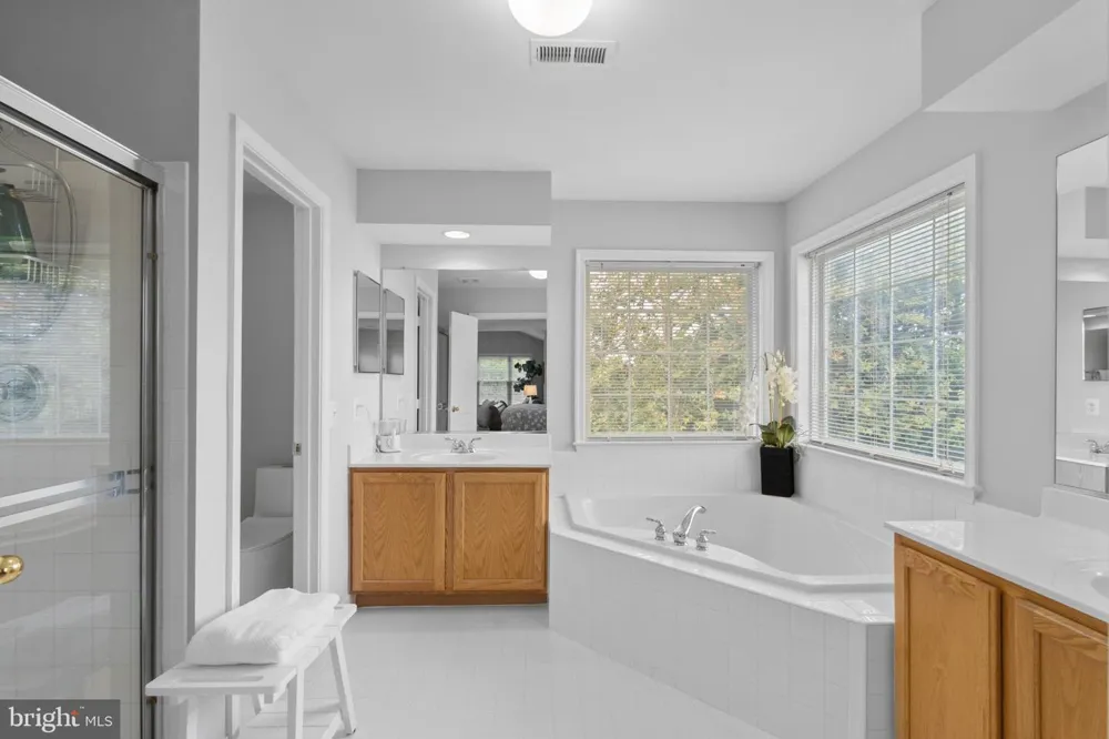 13900 FALCONCREST ROAD Germantown, MD 20874